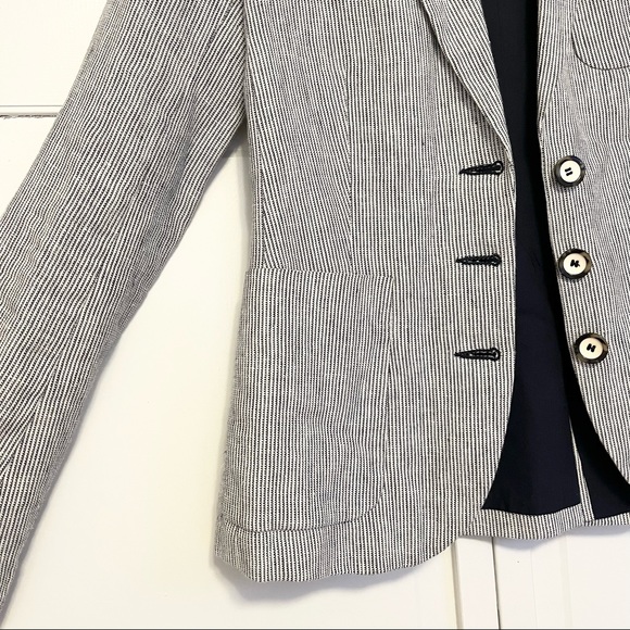 EUC French Connection Linen Women’s Striped Navy Blue Blazer - Picture 4 of 8